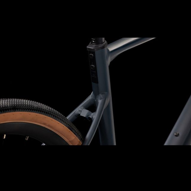 CUBE Nuroad Pro gravel-pyörä CUBE Nuroad Pro gravel-pyörä